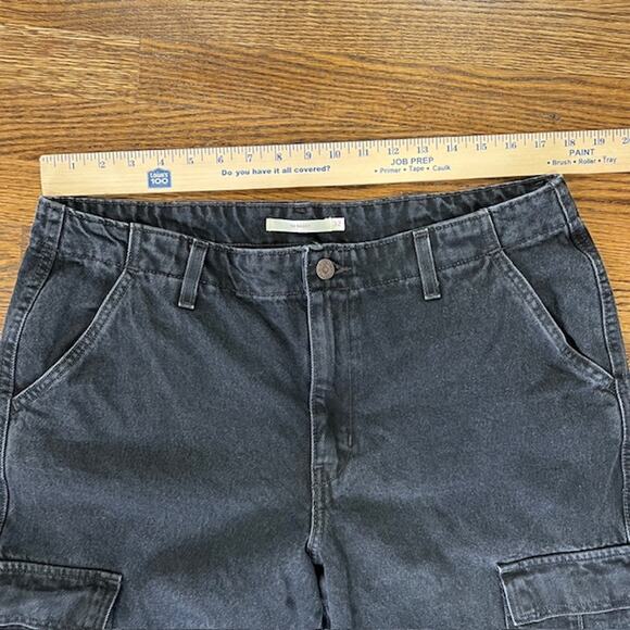 Levi's '94 Baggy Washed Black Denim Jeans Womens 34 Cargo Pockets Grunge Skater - Picture 5 of 9
